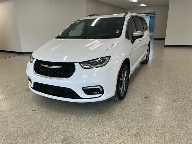 2026 Chrysler Pacifica PACIFICA PINNACLE AWD 2026 Chrysler Pacifica PACIFICA PINNACLE AWD