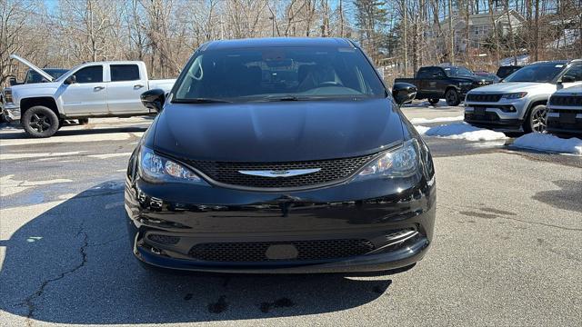 2026 Chrysler Voyager VOYAGER LX