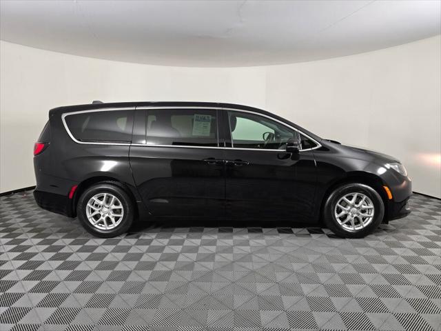 2026 Chrysler Voyager VOYAGER LX