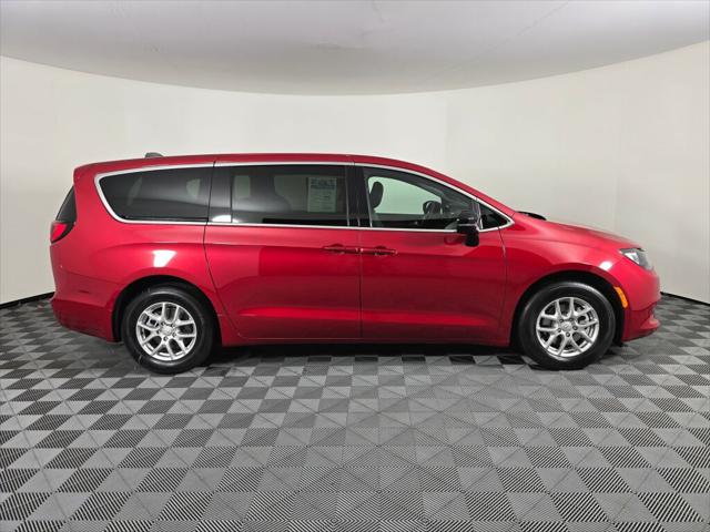 2026 Chrysler Voyager VOYAGER LX