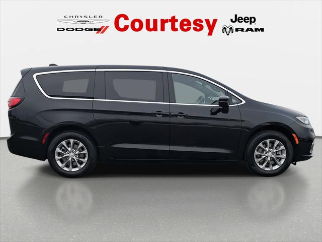 2026 Chrysler Pacifica PACIFICA SELECT AWD 2026 Chrysler Pacifica PACIFICA SELECT AWD