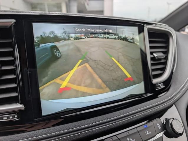 2026 Chrysler Pacifica PACIFICA SELECT AWD