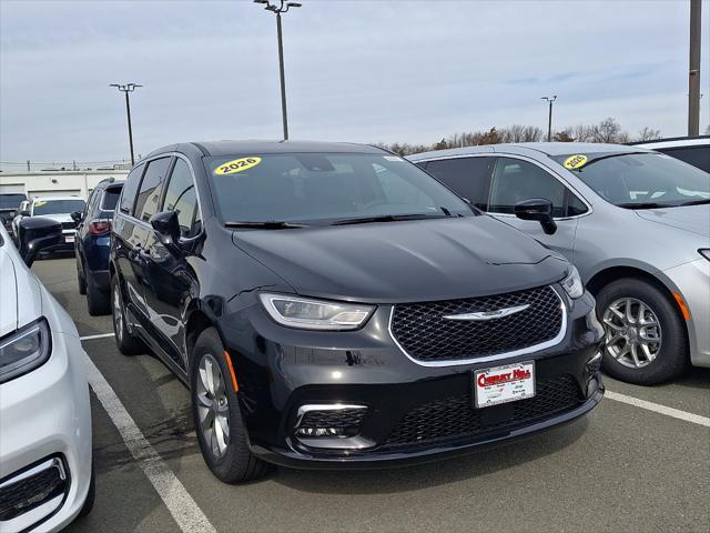 2026 Chrysler Pacifica PACIFICA SELECT AWD