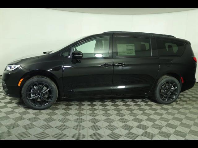 2026 Chrysler Pacifica PACIFICA LIMITED AWD