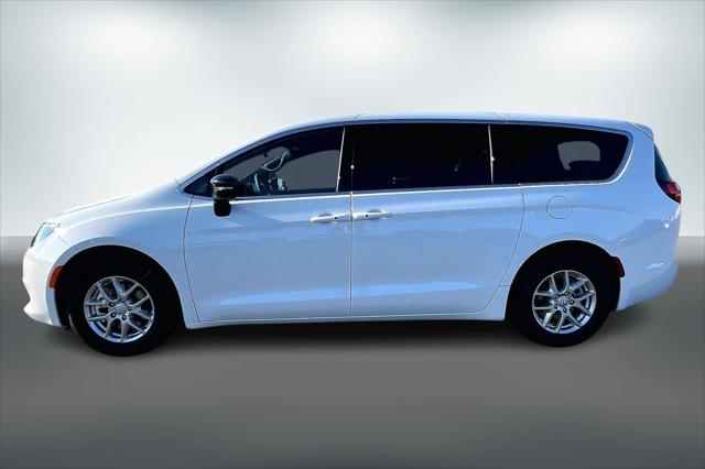 2026 Chrysler Voyager VOYAGER LX