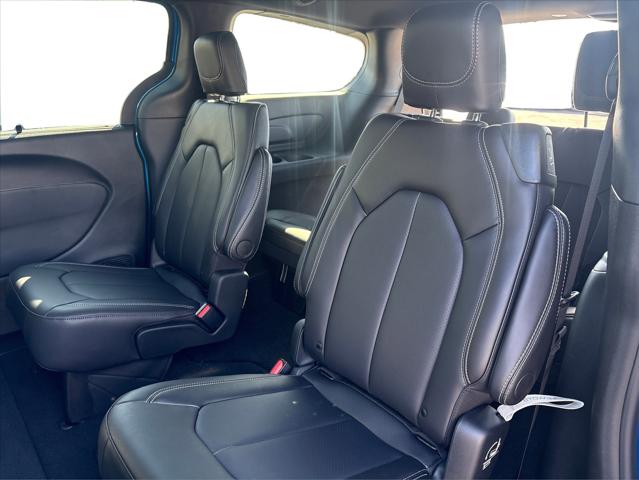 2026 Chrysler Pacifica PACIFICA SELECT AWD 2026 Chrysler Pacifica PACIFICA SELECT AWD