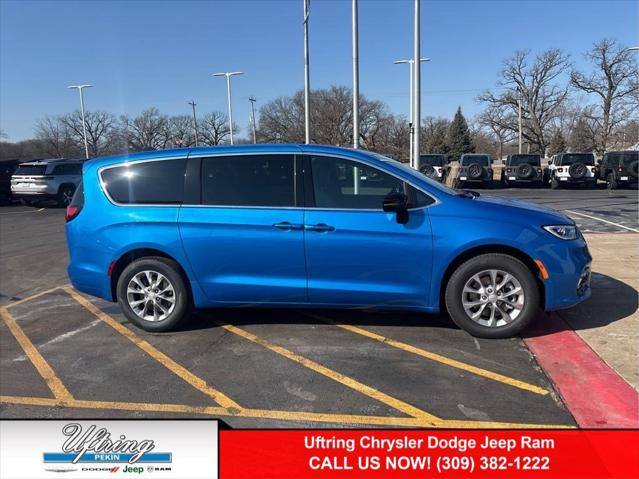 2026 Chrysler Pacifica PACIFICA SELECT AWD