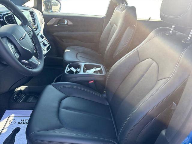 2026 Chrysler Pacifica PACIFICA SELECT AWD 2026 Chrysler Pacifica PACIFICA SELECT AWD