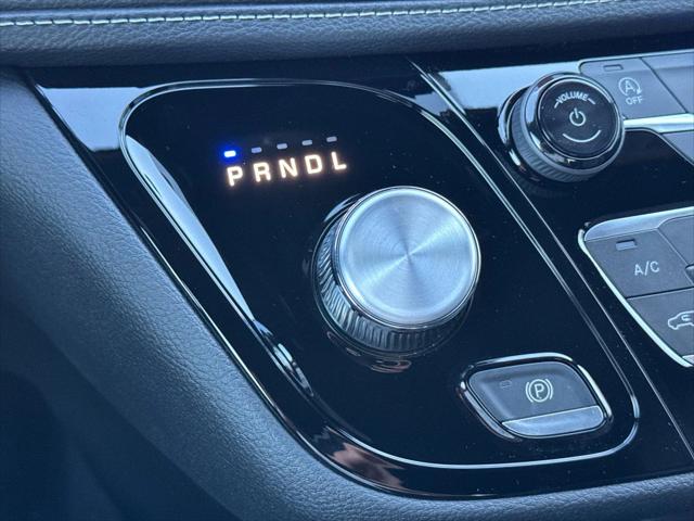 2026 Chrysler Pacifica Select AWD