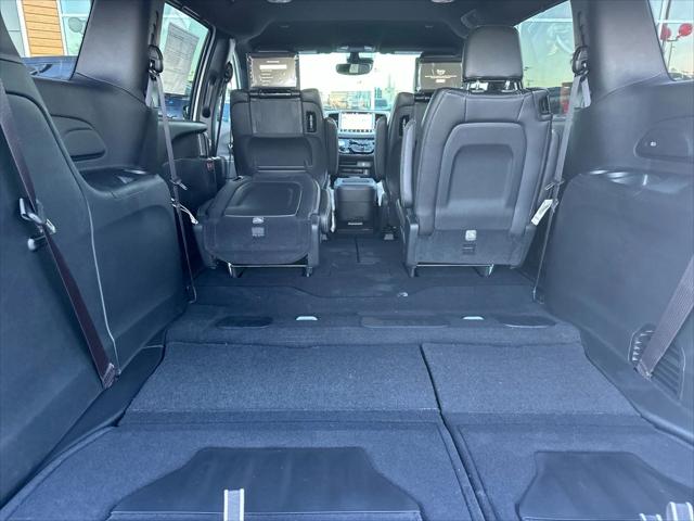 2026 Chrysler Pacifica Select AWD