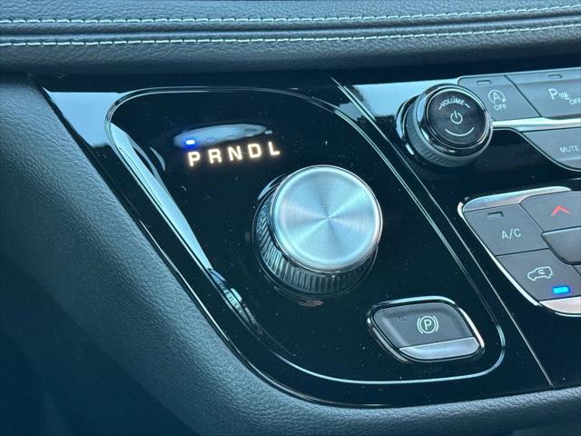 2026 Chrysler Pacifica Select AWD