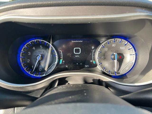 2026 Chrysler Pacifica Select AWD