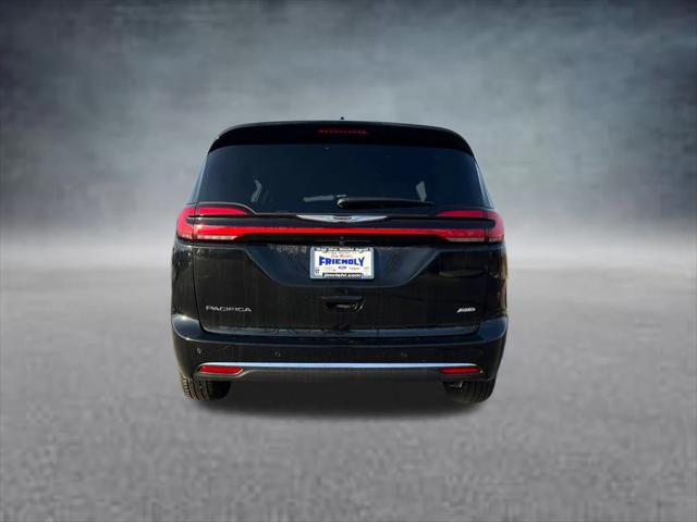 2026 Chrysler Pacifica Select AWD