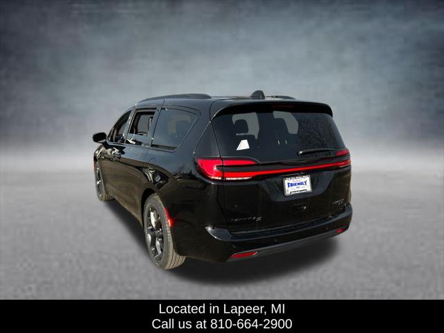 2026 Chrysler Pacifica Limited AWD