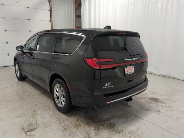 2026 Chrysler Pacifica PACIFICA LIMITED AWD