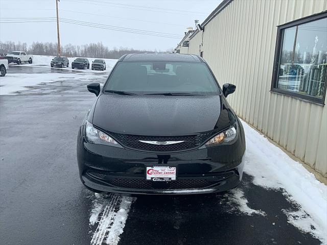 2026 Chrysler Voyager VOYAGER LX