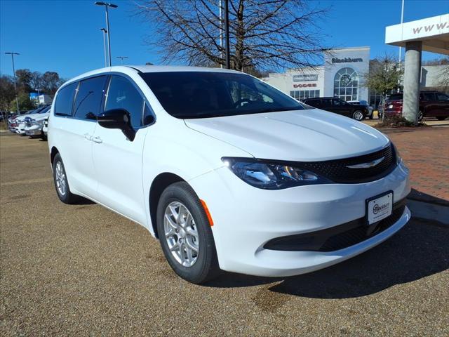 2026 Chrysler Voyager VOYAGER LX