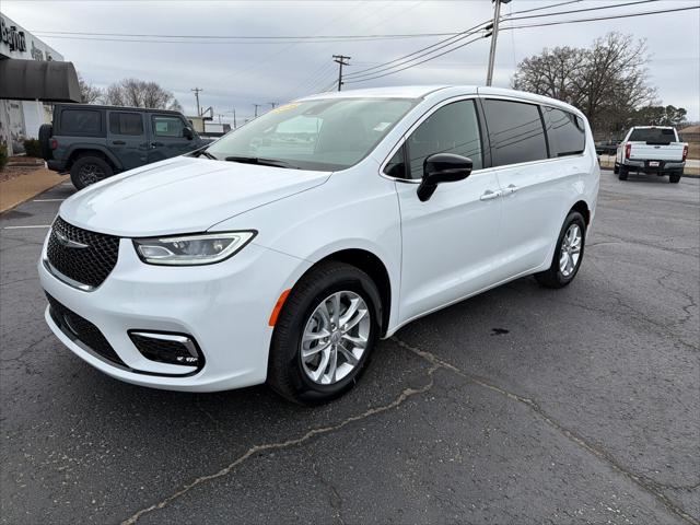 2026 Chrysler Pacifica PACIFICA SELECT AWD