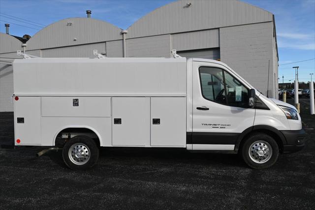2024 Ford Transit Cutaway Base