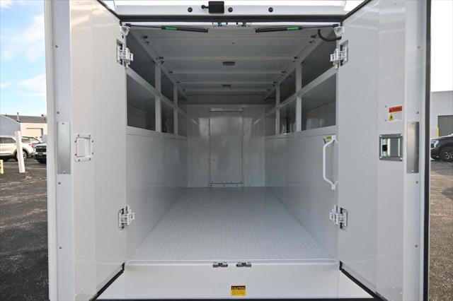 2024 Ford Transit Cutaway Base