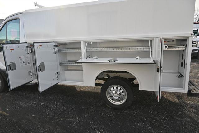 2024 Ford Transit Cutaway Base