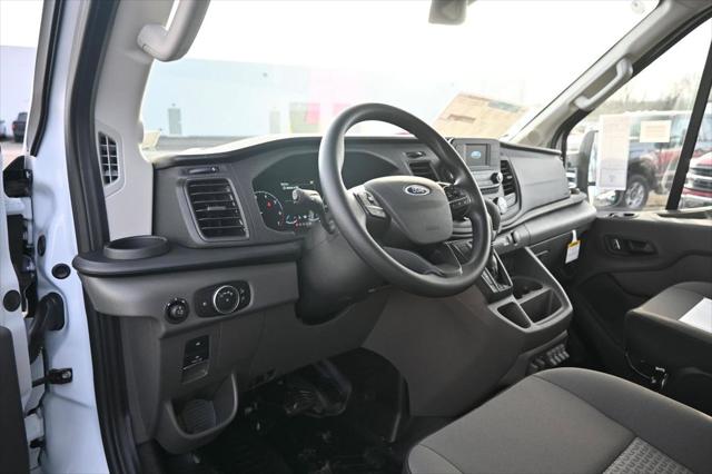 2024 Ford Transit Cutaway Base