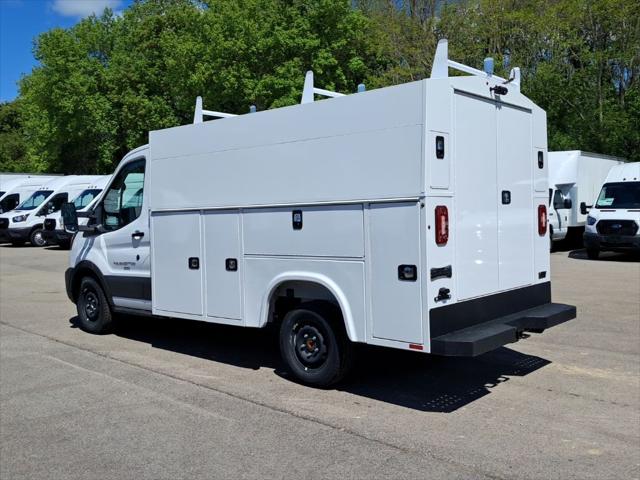2024 Ford Transit Cutaway Base