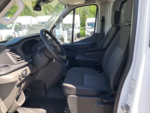 2024 Ford Transit Cutaway Base