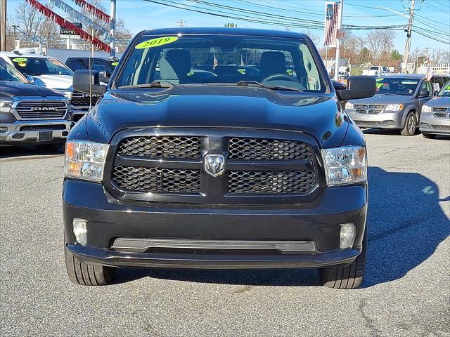 2019 RAM 1500 Classic Express Quad Cab 4x4 64 Box 2019 RAM 1500 Classic Express Quad Cab 4x4 64 Box