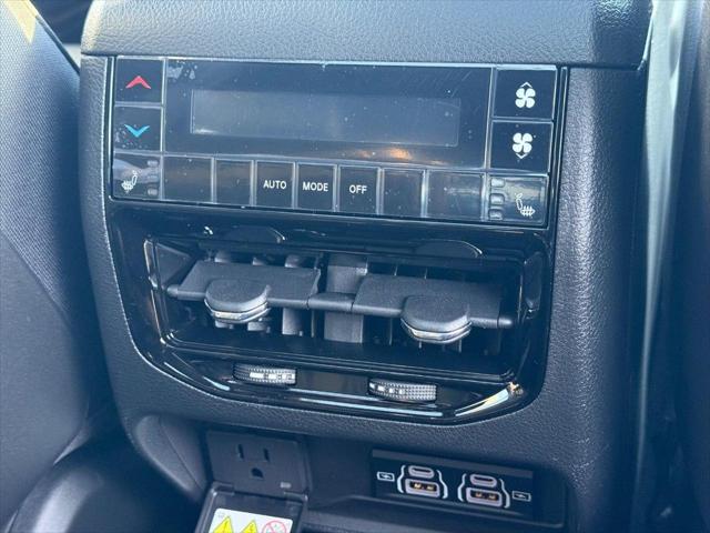2025 Jeep Grand Cherokee L Limited 4x4