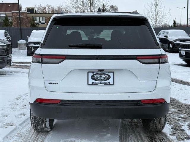 2025 Jeep Grand Cherokee Altitude X 4x4