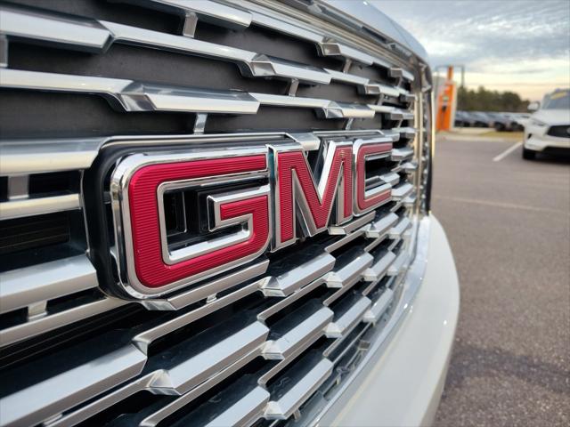2018 GMC Yukon Denali 2018 GMC Yukon Denali