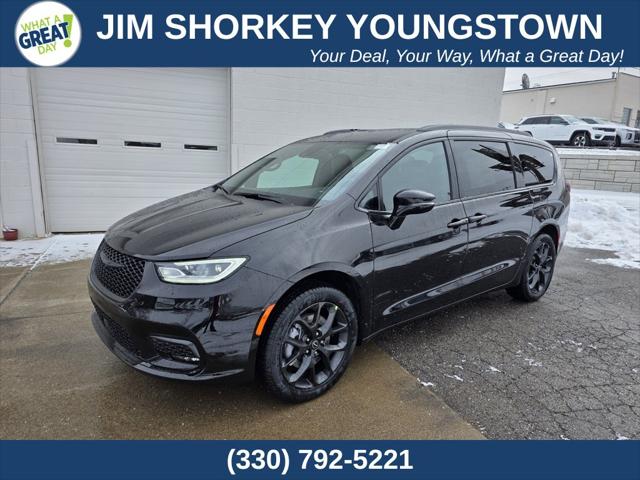 2026 Chrysler Pacifica PACIFICA SELECT AWD