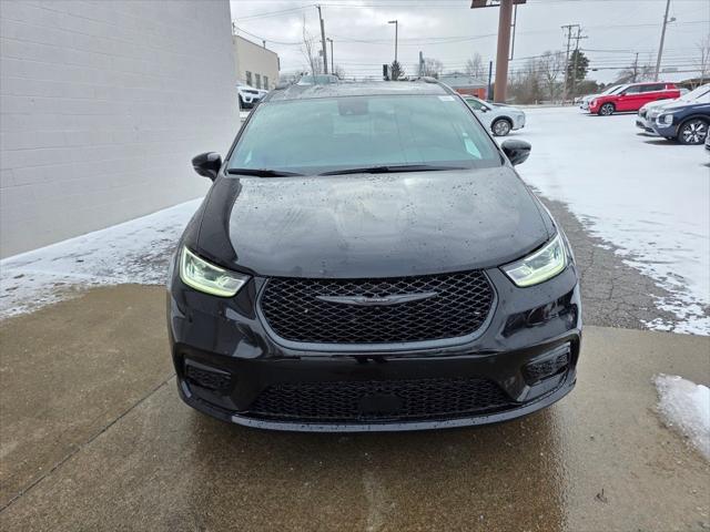 2026 Chrysler Pacifica PACIFICA SELECT AWD