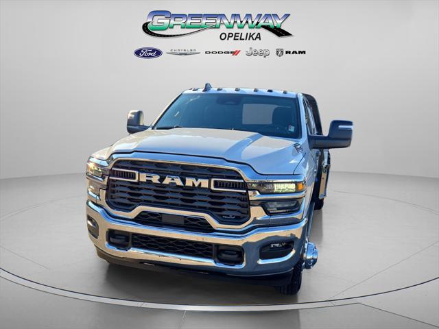 2026 RAM Ram 3500 Chassis Cab RAM 3500 TRADESMAN CREW CAB CHASSIS 4X4 60 CA 2026 RAM Ram 3500 Chassis Cab RAM 3500 TRADESMAN CREW CAB CHASSIS 4X4 60 CA