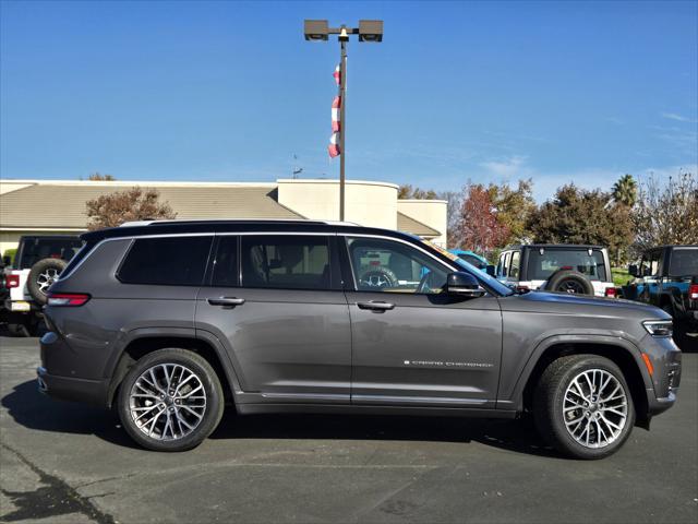 2023 Jeep Grand Cherokee L Summit Reserve 4x4 2023 Jeep Grand Cherokee L Summit Reserve 4x4