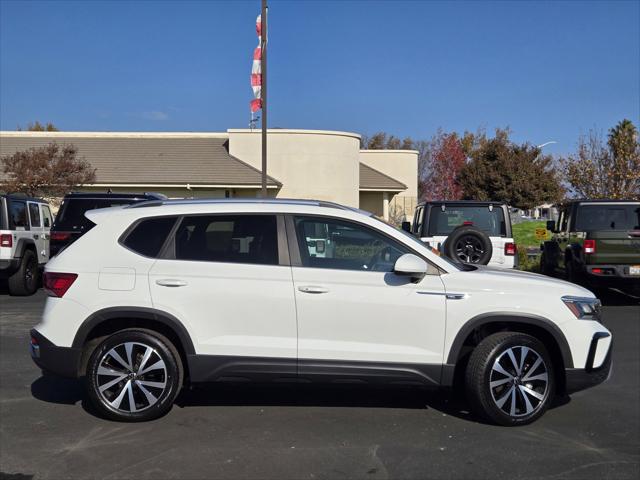 2022 Volkswagen Taos 1.5T SE 2022 Volkswagen Taos 1.5T SE