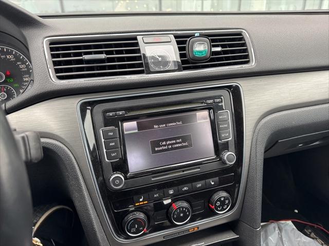 2014 Volkswagen Passat 2.0L TDI SE 2014 Volkswagen Passat 2.0L TDI SE