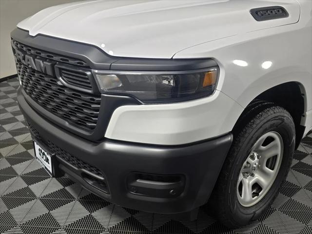 2026 Ram 1500 Tradesman Crew Cab 4x4 5'7" Box