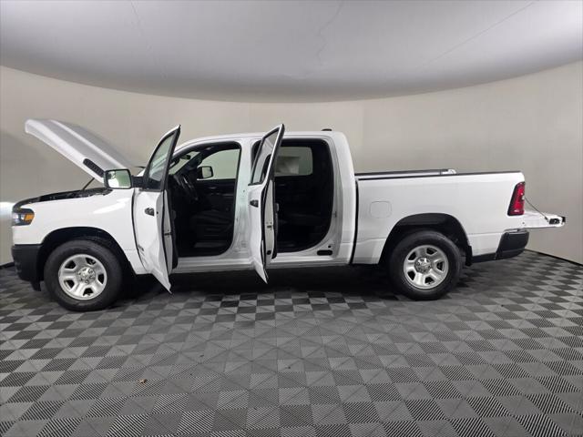2026 Ram 1500 Tradesman Crew Cab 4x4 5'7" Box