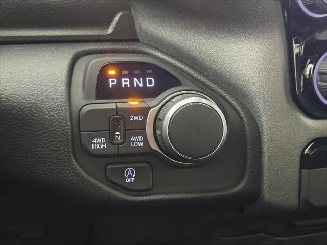 2026 Ram 1500 Tradesman Crew Cab 4x4 5'7" Box