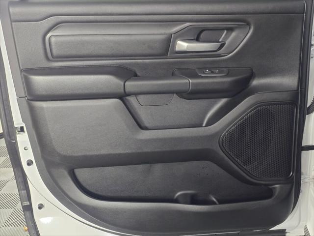 2026 Ram 1500 Tradesman Crew Cab 4x4 5'7" Box