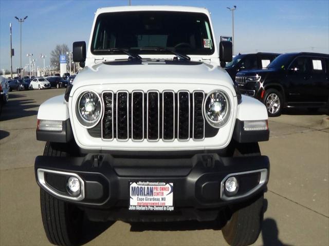 2025 Jeep Wrangler 4-Door Sahara 4x4