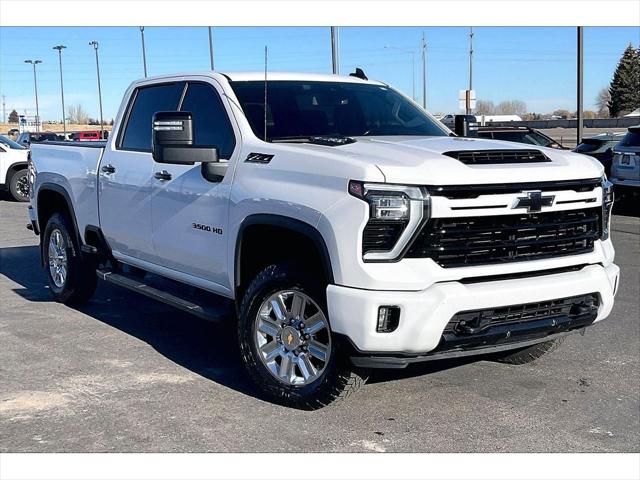 2024 Chevrolet Silverado 3500HD 4WD Crew Cab Standard Bed LT