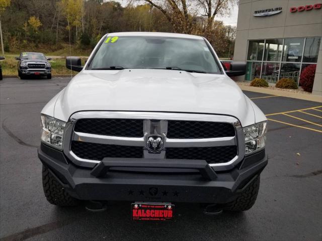 2019 RAM 1500 Classic SLT 2019 RAM 1500 Classic SLT