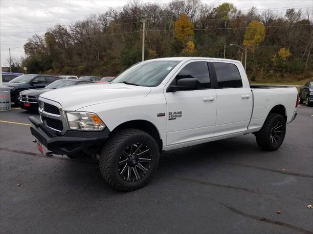 2019 RAM 1500 Classic SLT 2019 RAM 1500 Classic SLT