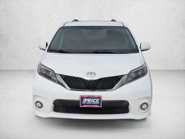 2017 Toyota Sienna SE 8 Passenger 2017 Toyota Sienna SE 8 Passenger