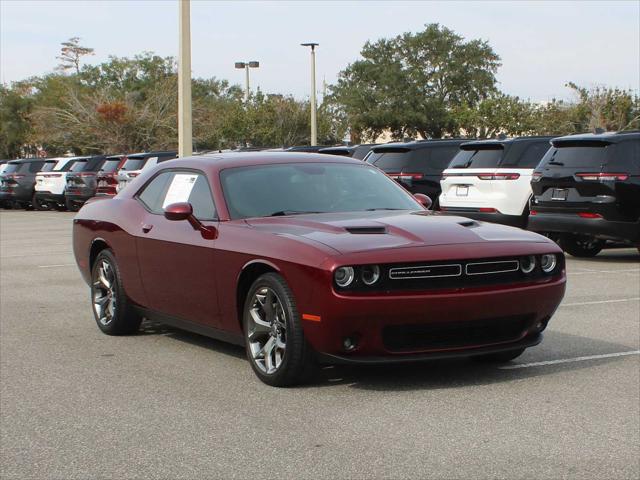2017 Dodge Challenger SXT Plus