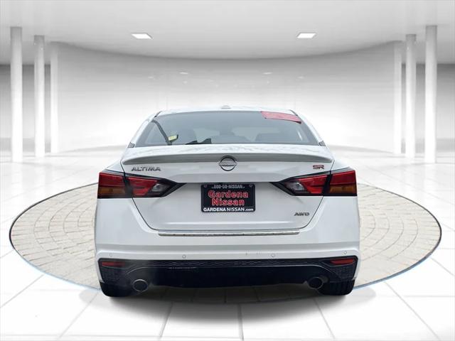 2023 Nissan Altima SR Intelligent AWD 2023 Nissan Altima SR Intelligent AWD