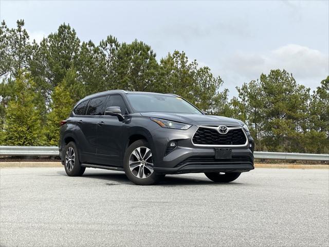 2022 Toyota Highlander XLE 2022 Toyota Highlander XLE
